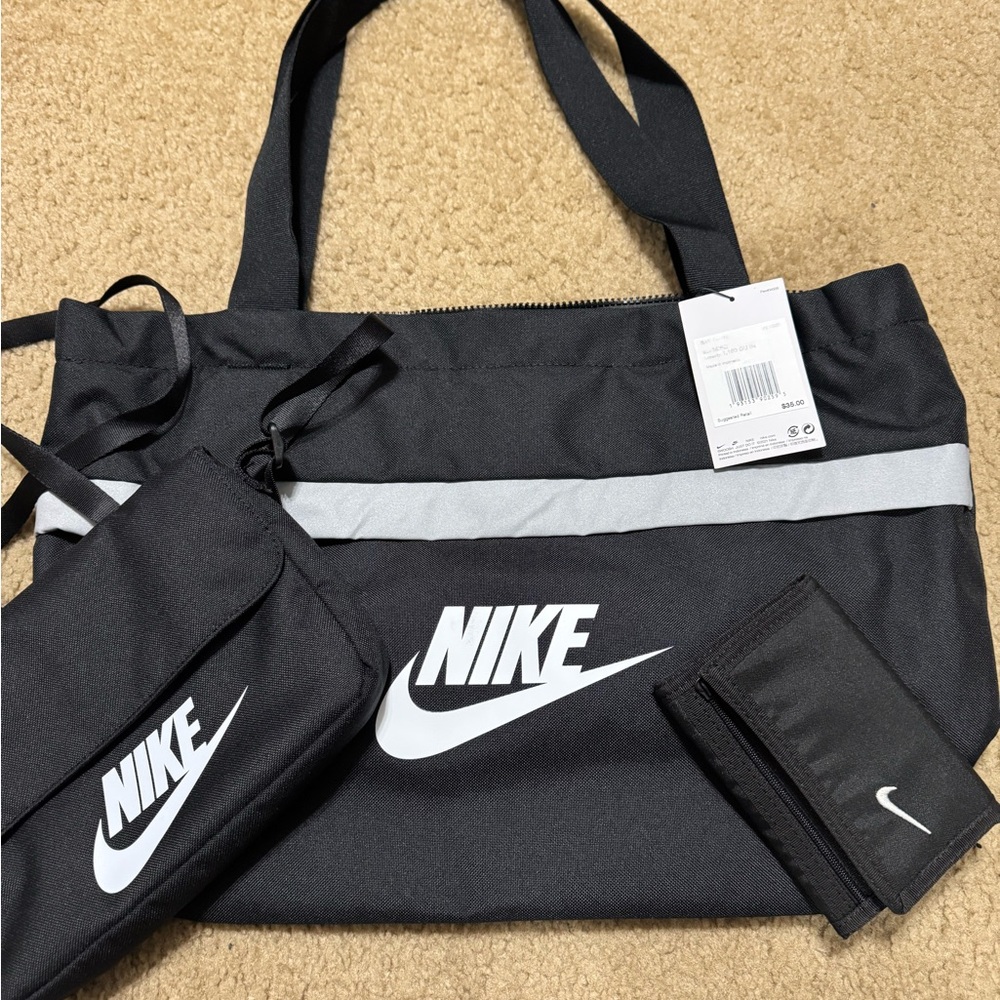 Black Nike tote set